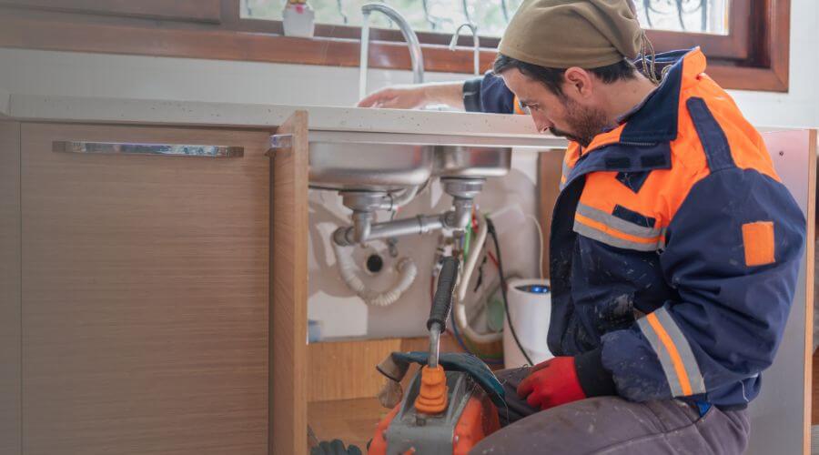 Local annual plumbing maintenance in Bay City, MI